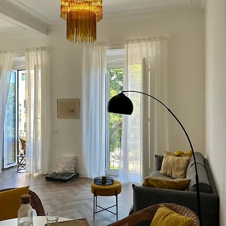 Susana At Tempo * Portimão